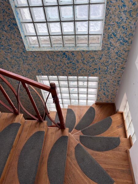 Casa individuala. Gradinita, zona Cartierului Latin, Prelungirea Ghencea